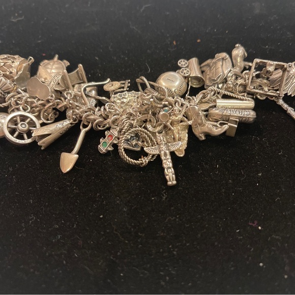 VINTAGE WESTERN NATIVE AMERICANA LOADED CHARM BRACELET 55+ CHARMS STERLING - Picture 15 of 16